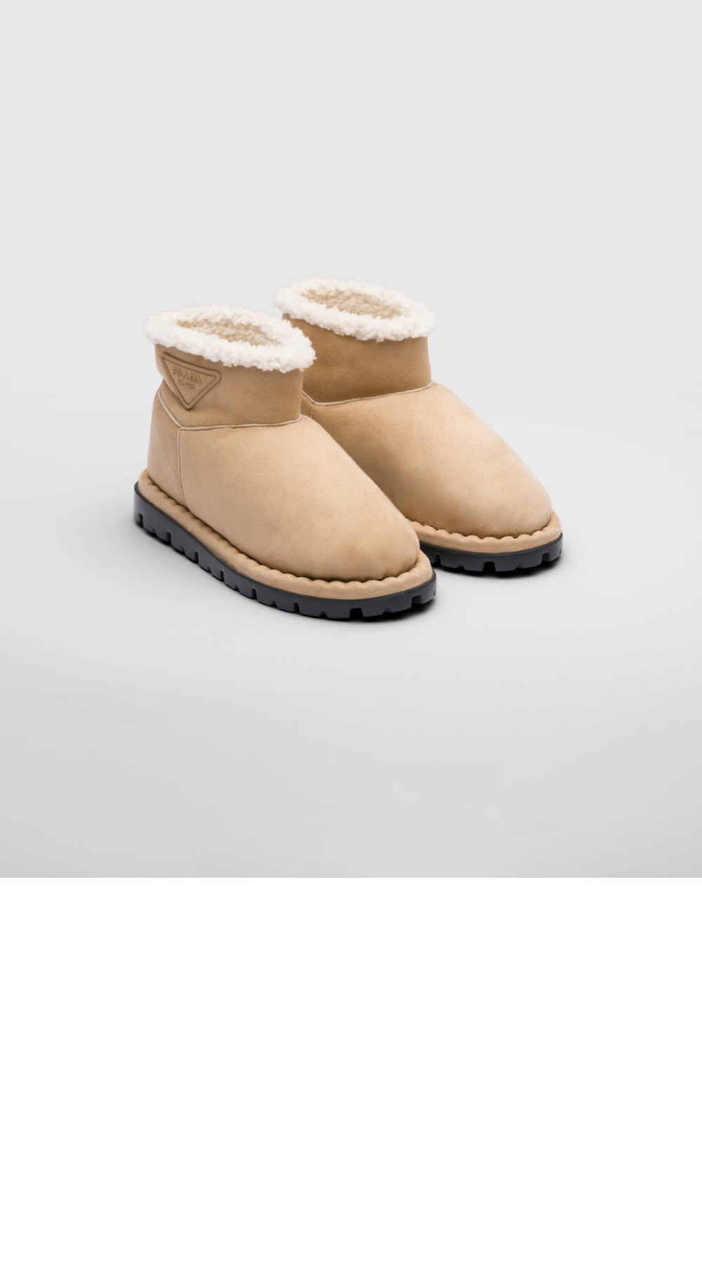 미러급레플리카사이트 | 명품레플리카 전문 쇼핑몰  | 퍼스트원 - 시어링 부티 부츠 1T217N > 프라다