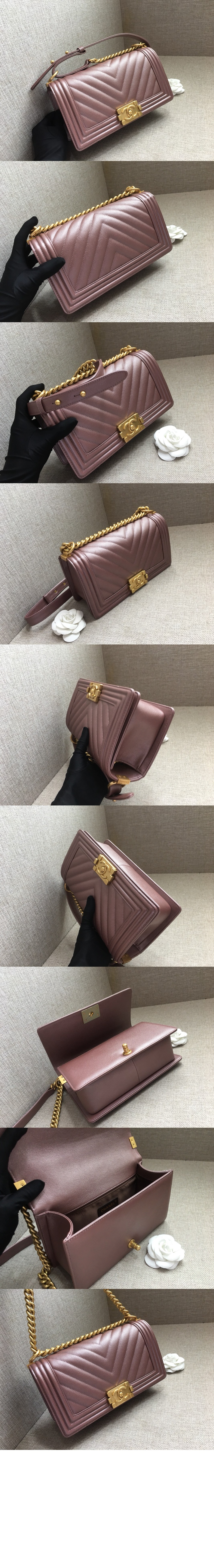 미러급레플리카사이트 | 명품레플리카 전문 쇼핑몰  | 퍼스트원 - 쉐브론 보이백 캐비어 미듐 인기색상 A67086 > 샤넬