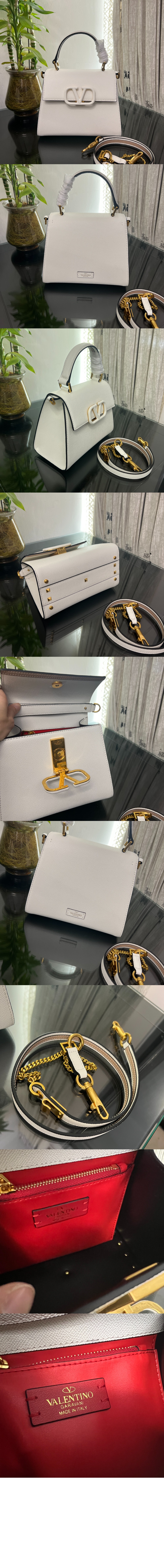 미러급레플리카사이트 | 명품레플리카 전문 쇼핑몰  | 퍼스트원 - 브이슬링 탑핸들백 스몰 > 발렌티노