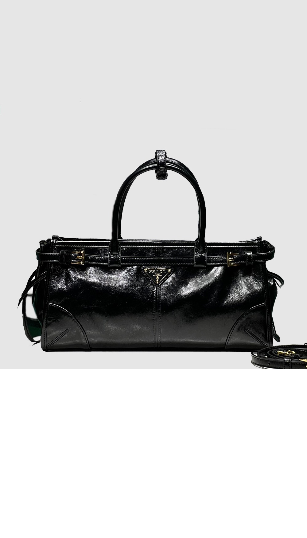 미러급레플리카사이트 | 명품레플리카 전문 쇼핑몰  | 퍼스트원 - 미디엄 가죽 핸드백 1BA426 > 프라다