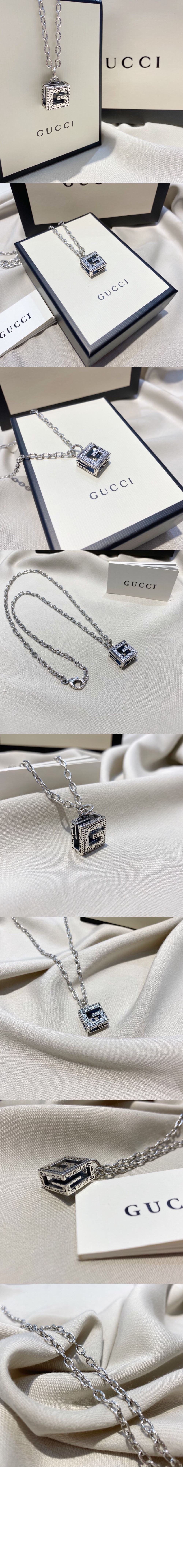 미러급레플리카사이트 | 명품레플리카 전문 쇼핑몰  | 퍼스트원 - 스퀘어 G 십자가 장식의 실버 목걸이 55276 > 구찌