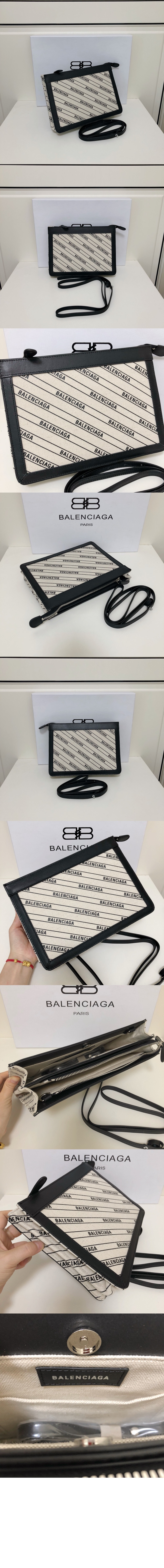 미러급레플리카사이트 | 명품레플리카 전문 쇼핑몰  | 퍼스트원 - 캔버스 숄더 크로스백 339937 > 발렌시아가