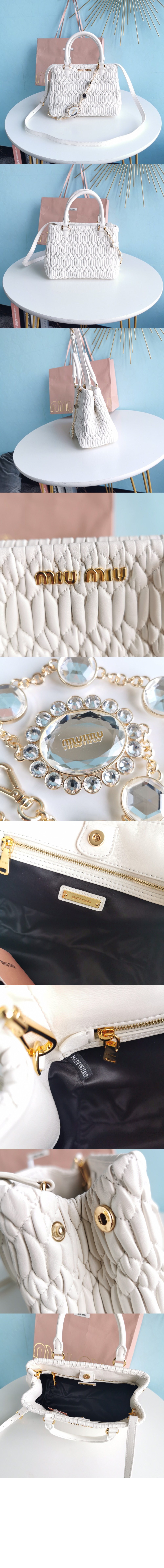 미러급레플리카사이트 | 명품레플리카 전문 쇼핑몰  | 퍼스트원 - 크리스탈 클로케 토트백 5BA067 > 미우미우