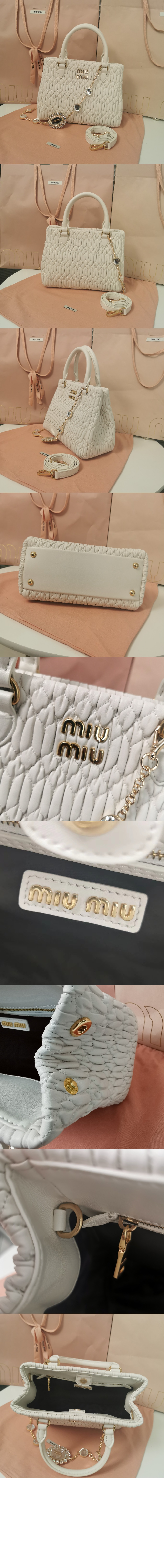 미러급레플리카사이트 | 명품레플리카 전문 쇼핑몰  | 퍼스트원 - 크리스탈 클로케 토트백 5BA067 > 미우미우