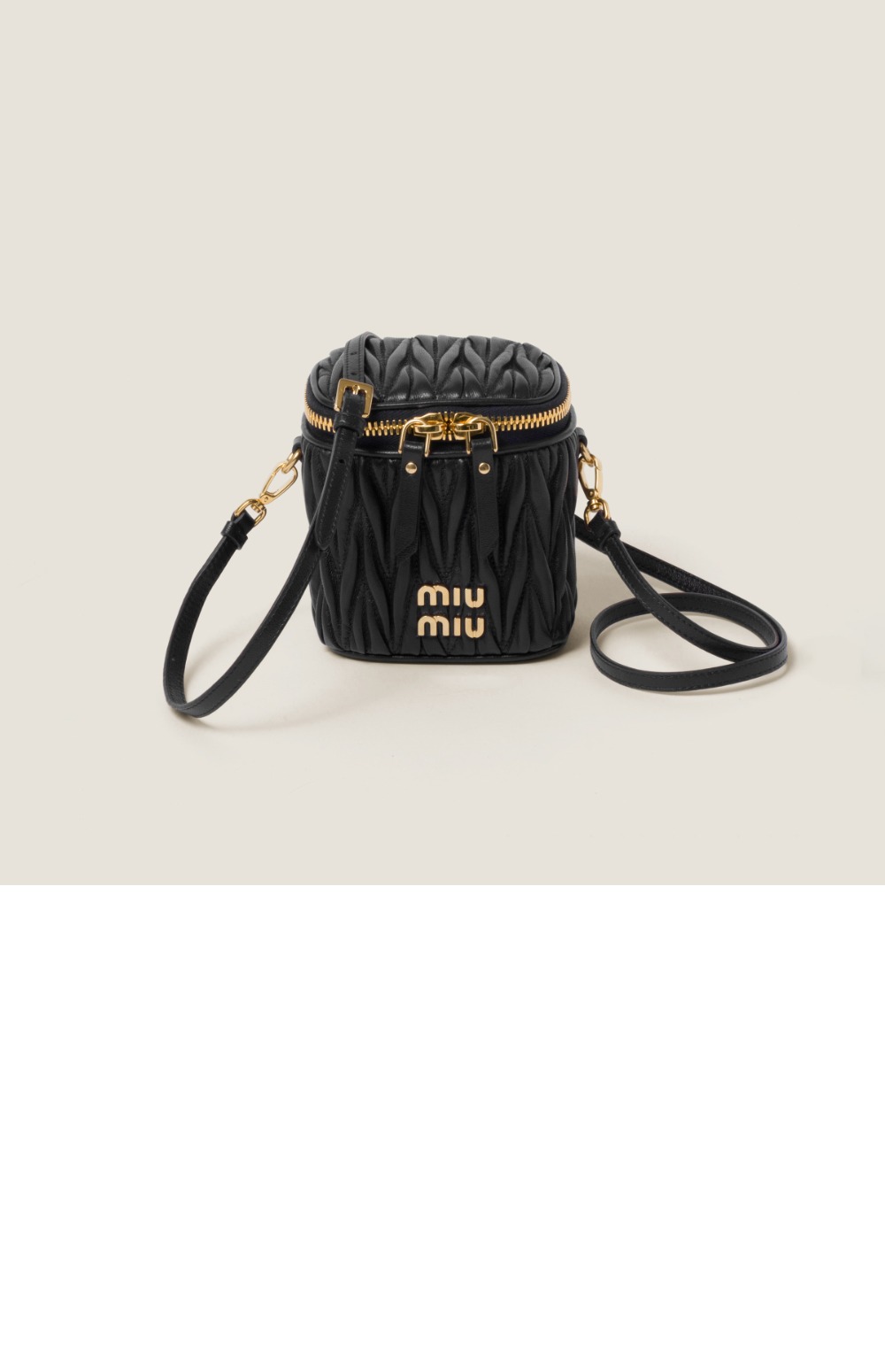 미러급레플리카사이트 | 명품레플리카 전문 쇼핑몰  | 퍼스트원 - 마테라쎄 나파 가죽 마이크로 백 5NR018 > 미우미우