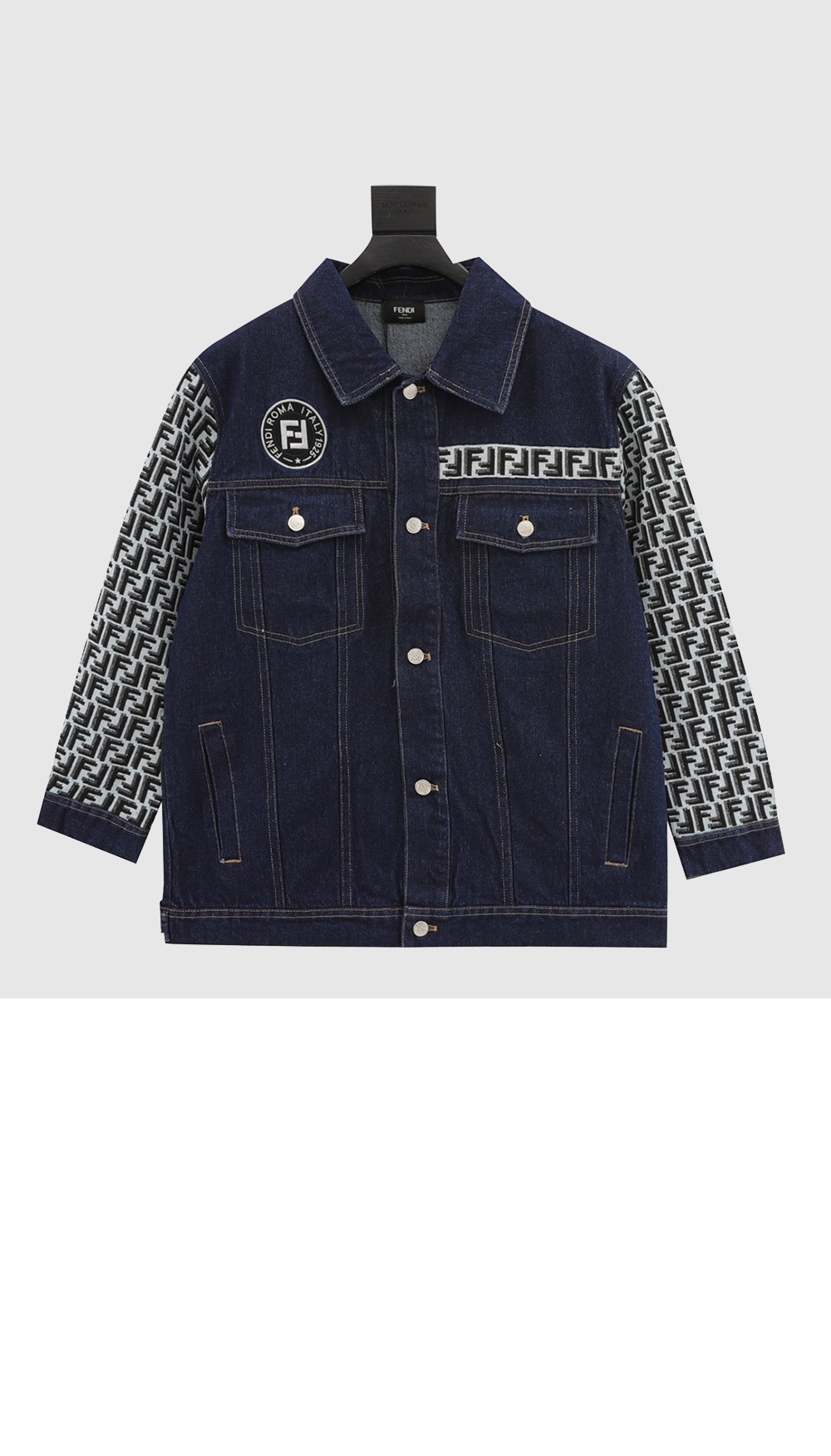 미러급레플리카사이트 | 명품레플리카 전문 쇼핑몰  | 퍼스트원 - 로고 프린트 코트 > 펜디