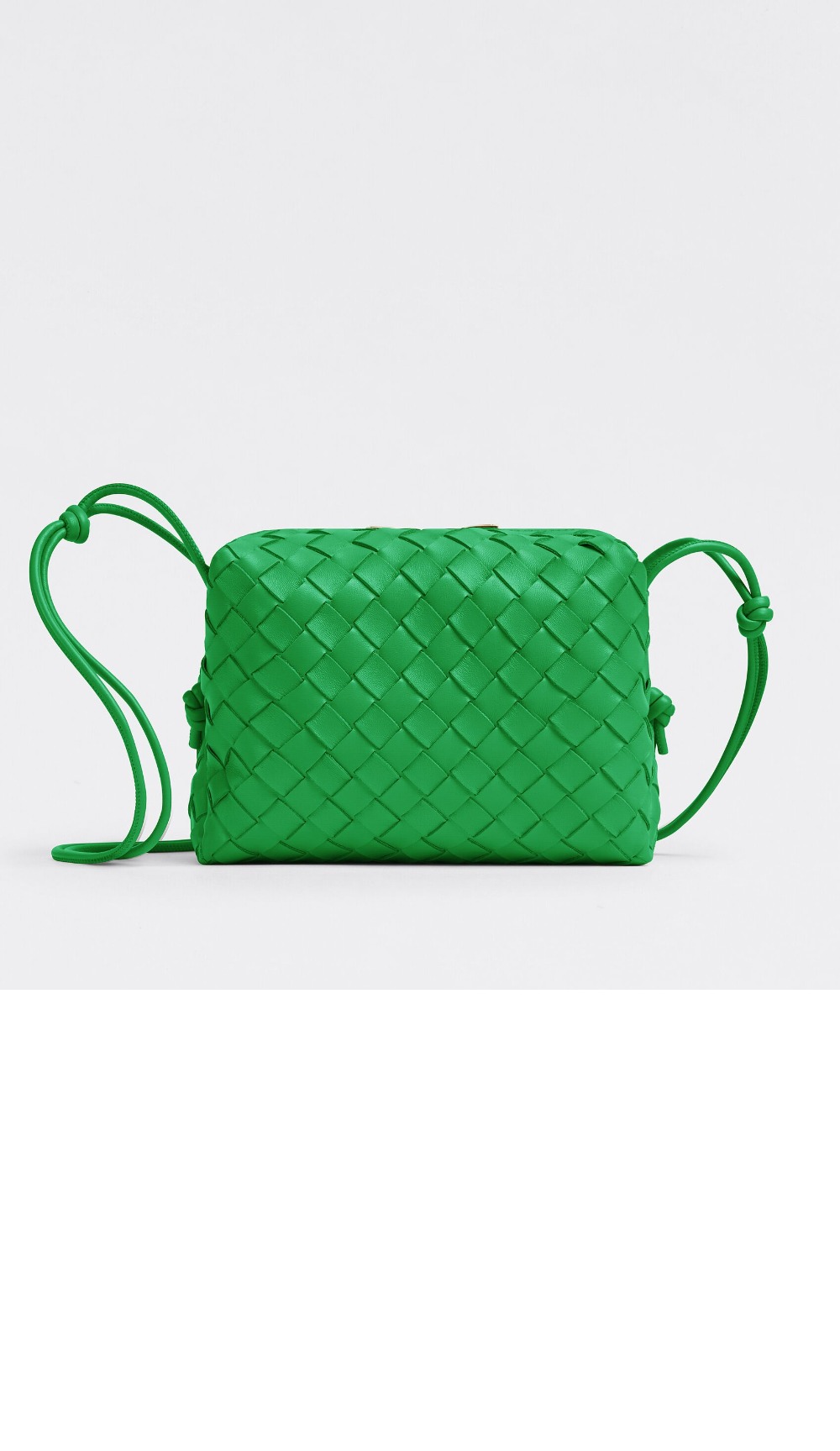 미러급레플리카사이트 | 명품레플리카 전문 쇼핑몰  | 퍼스트원 - 스몰 루프 카메라백 680255 > 보테가베네타