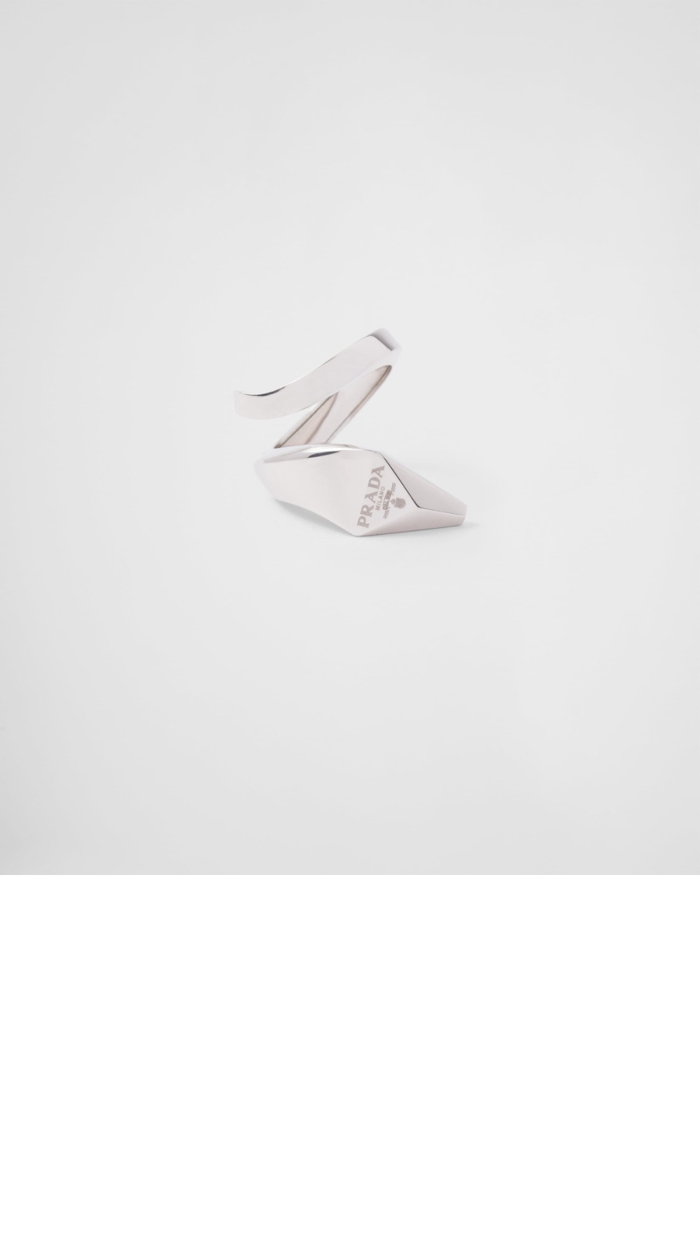 미러급레플리카사이트 | 명품레플리카 전문 쇼핑몰  | 퍼스트원 - 8k 화이트 골드 스네이크 반지 1JA136 > 프라다