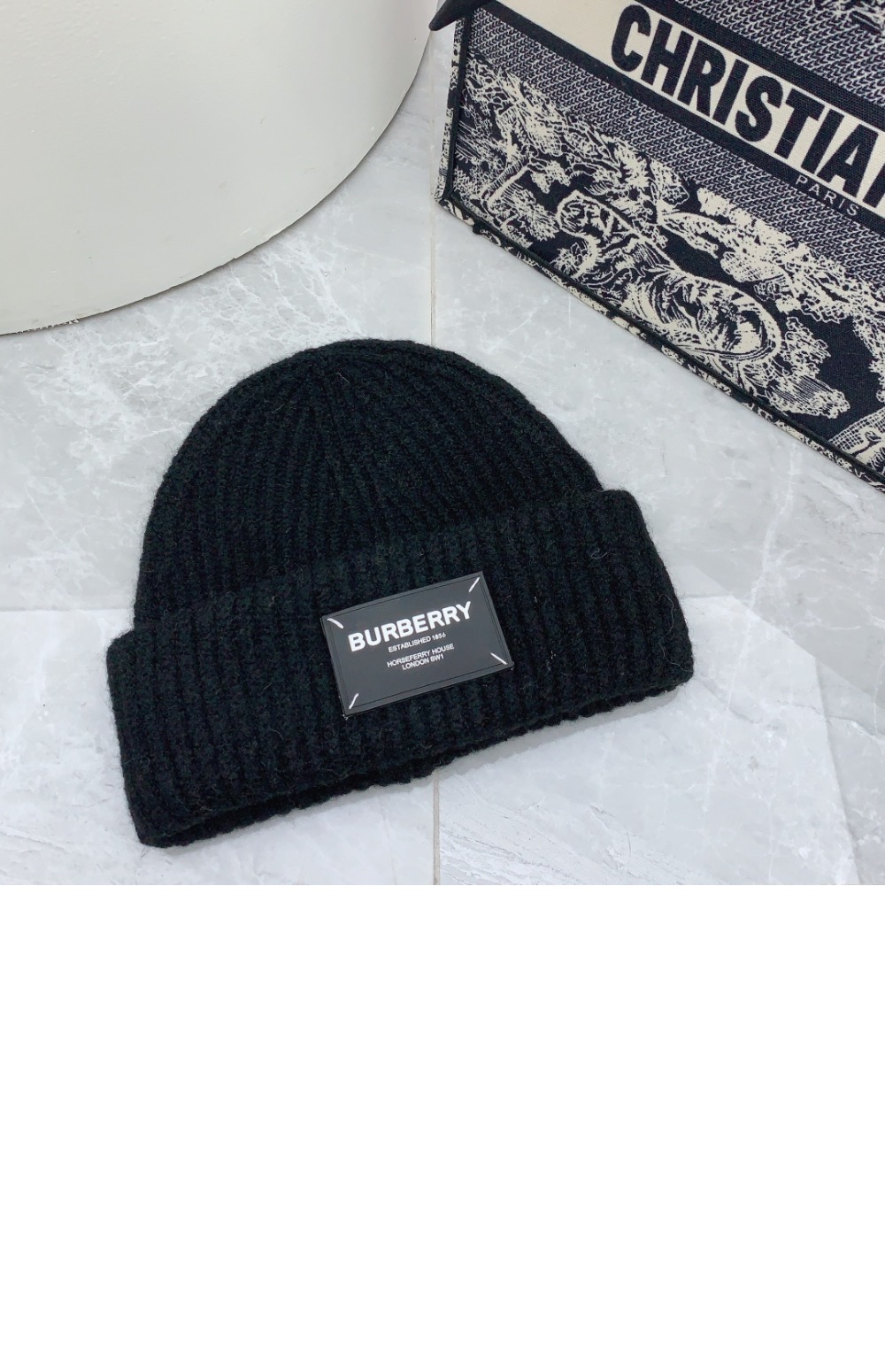 미러급레플리카사이트 | 명품레플리카 전문 쇼핑몰  | 퍼스트원 - 니트모자 8015397 > 버버리