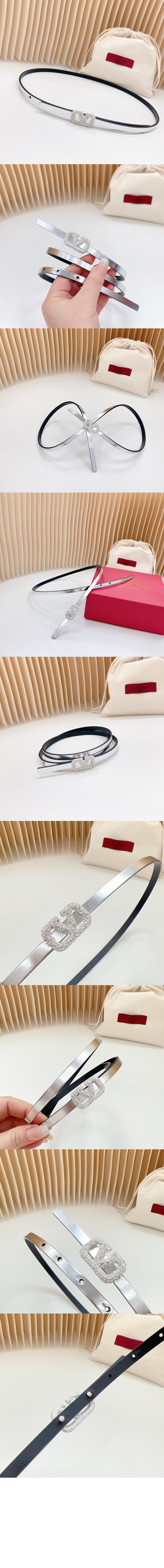 미러급레플리카사이트 | 명품레플리카 전문 쇼핑몰  | 퍼스트원 - 브이로고 시그니처 미러 이펙트 송아지 가죽 벨트 > 발렌티노