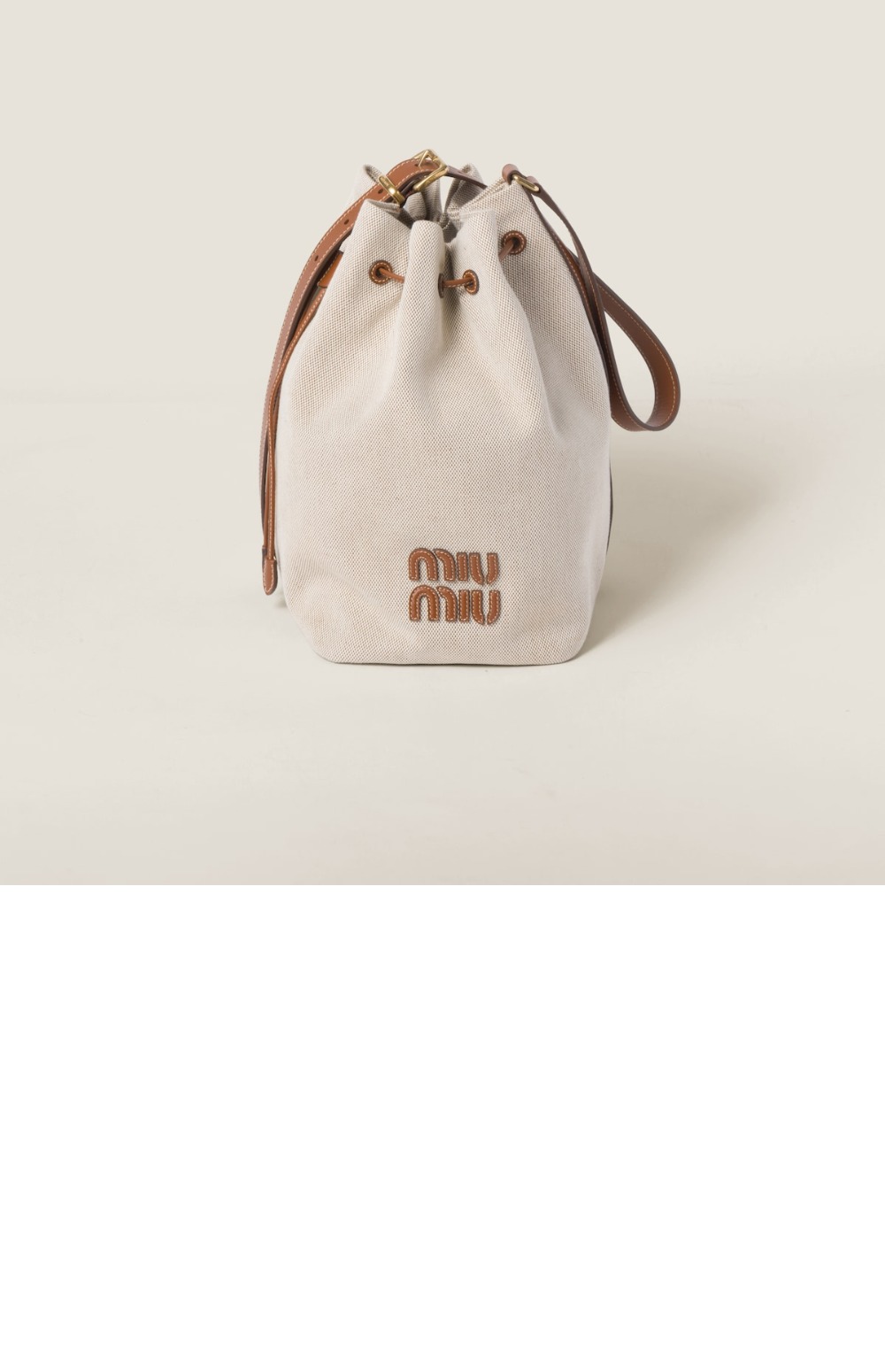 미러급레플리카사이트 | 명품레플리카 전문 쇼핑몰  | 퍼스트원 - 캔버스 및 가죽 버킷 라지백 5BE089 > 미우미우