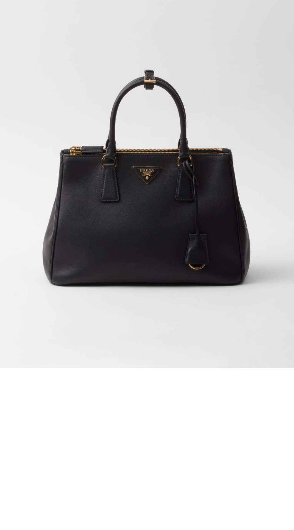 미러급레플리카사이트 | 명품레플리카 전문 쇼핑몰  | 퍼스트원 - 갤러리아 가죽백 1BA274 > 프라다