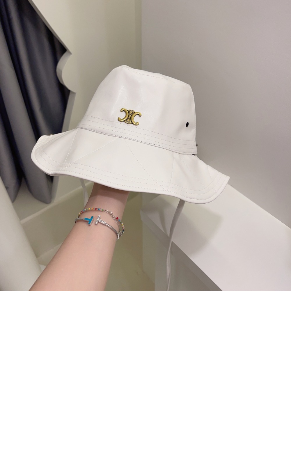 미러급레플리카사이트 | 명품레플리카 전문 쇼핑몰  | 퍼스트원 - 선캡 2A7UB4 > 셀린느