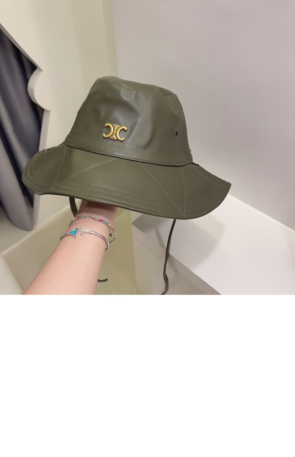 미러급레플리카사이트 | 명품레플리카 전문 쇼핑몰  | 퍼스트원 - 선캡 2A7UB4 > 셀린느