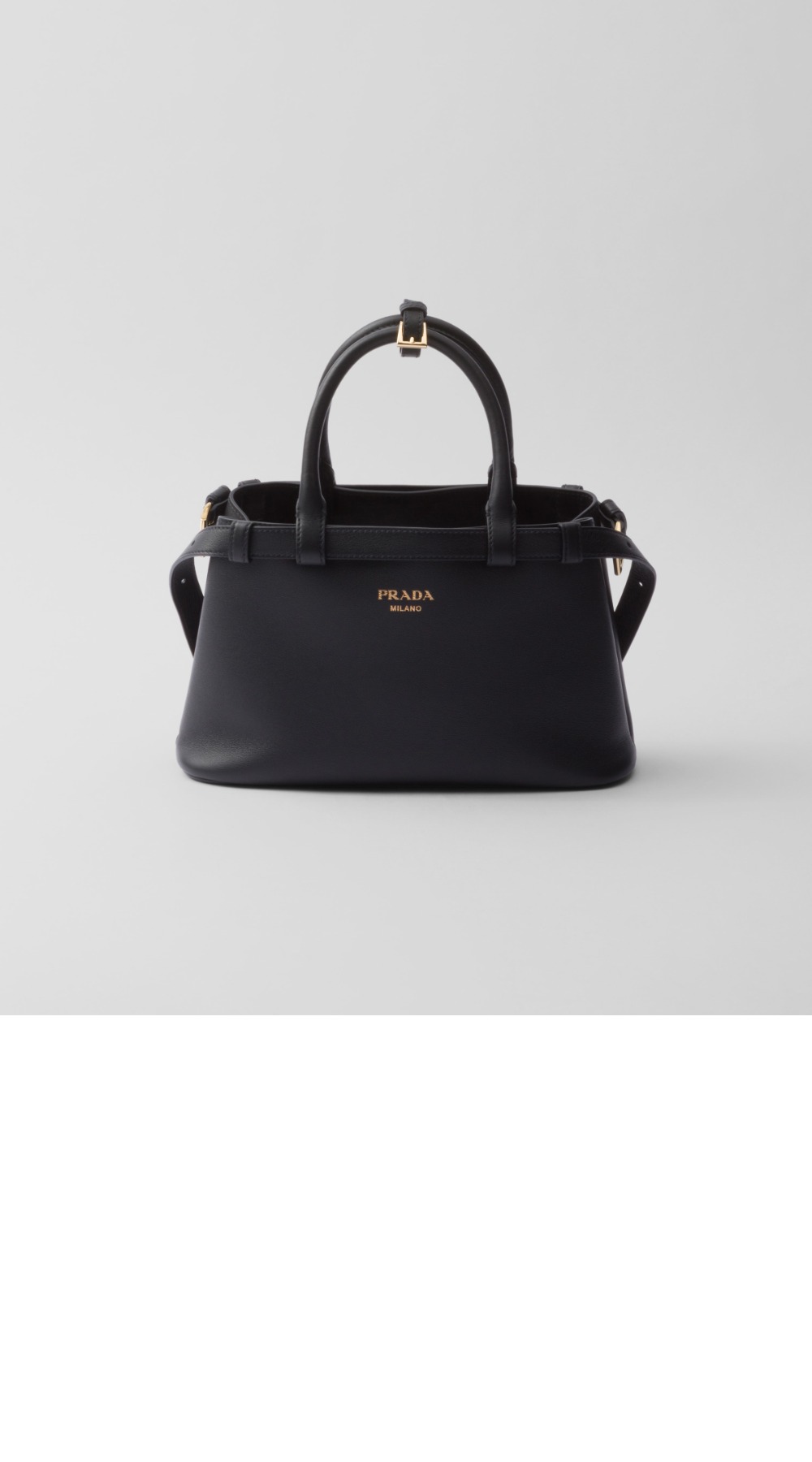 미러급레플리카사이트 | 명품레플리카 전문 쇼핑몰  | 퍼스트원 - 스몰 가죽 핸드백 1BA418 > 프라다