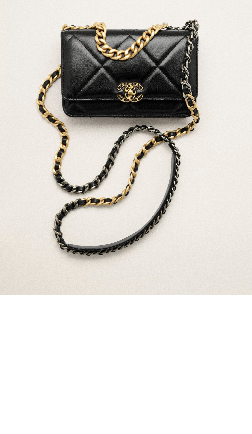 미러급레플리카사이트 | 명품레플리카 전문 쇼핑몰  | 퍼스트원 - 체인 달린 19 지갑 AP3267 > 샤넬