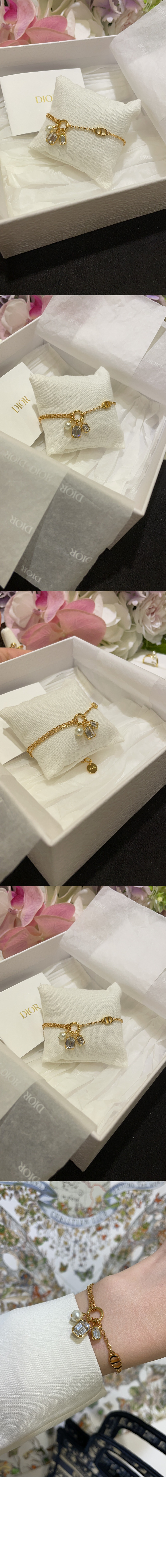 미러급레플리카사이트 | 명품레플리카 전문 쇼핑몰  | 퍼스트원 - 30 Petit CD 팔찌 B2617 > 디올