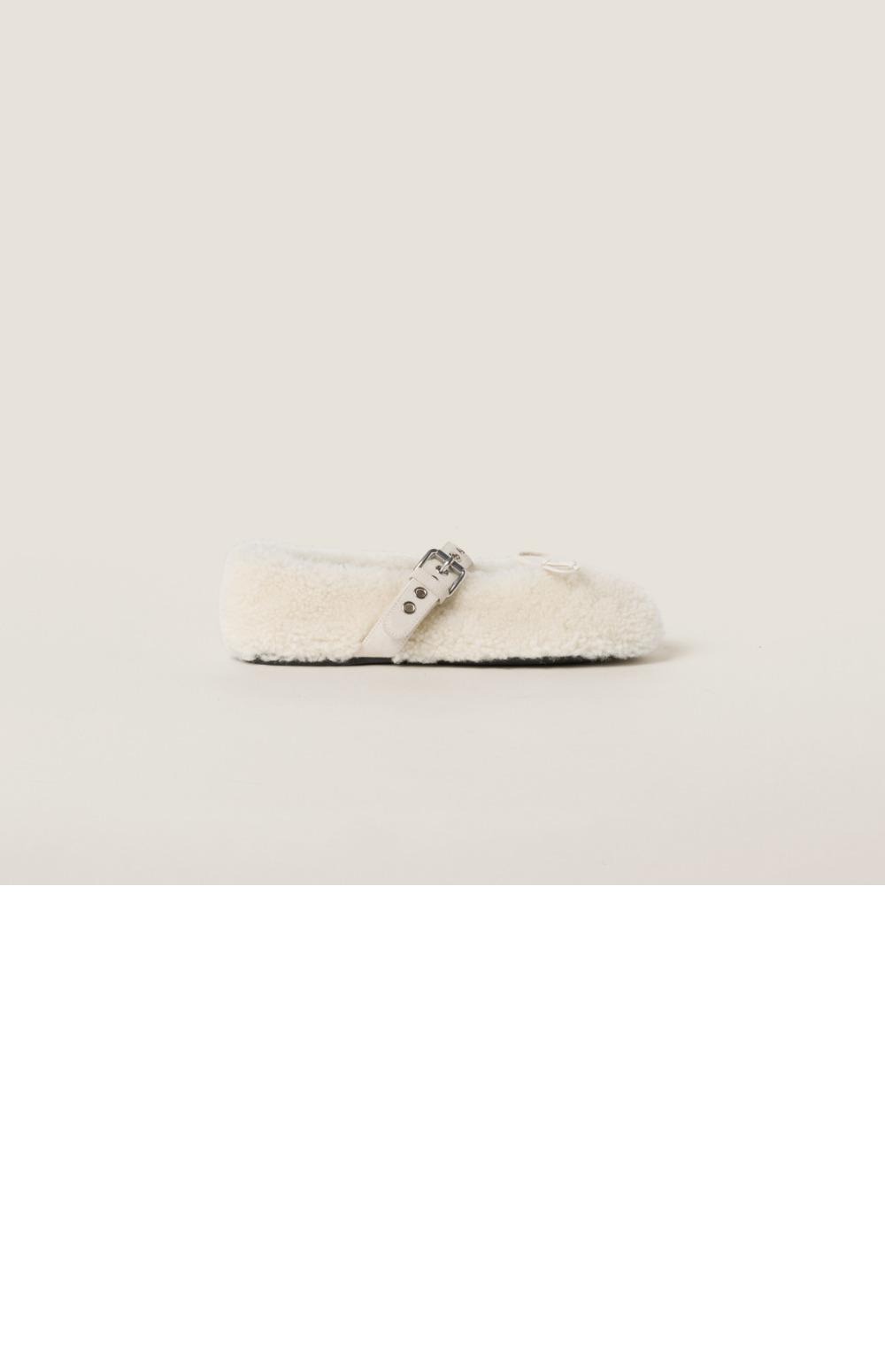 미러급레플리카사이트 | 명품레플리카 전문 쇼핑몰  | 퍼스트원 - 가죽 발레리나 5F272E > 미우미우