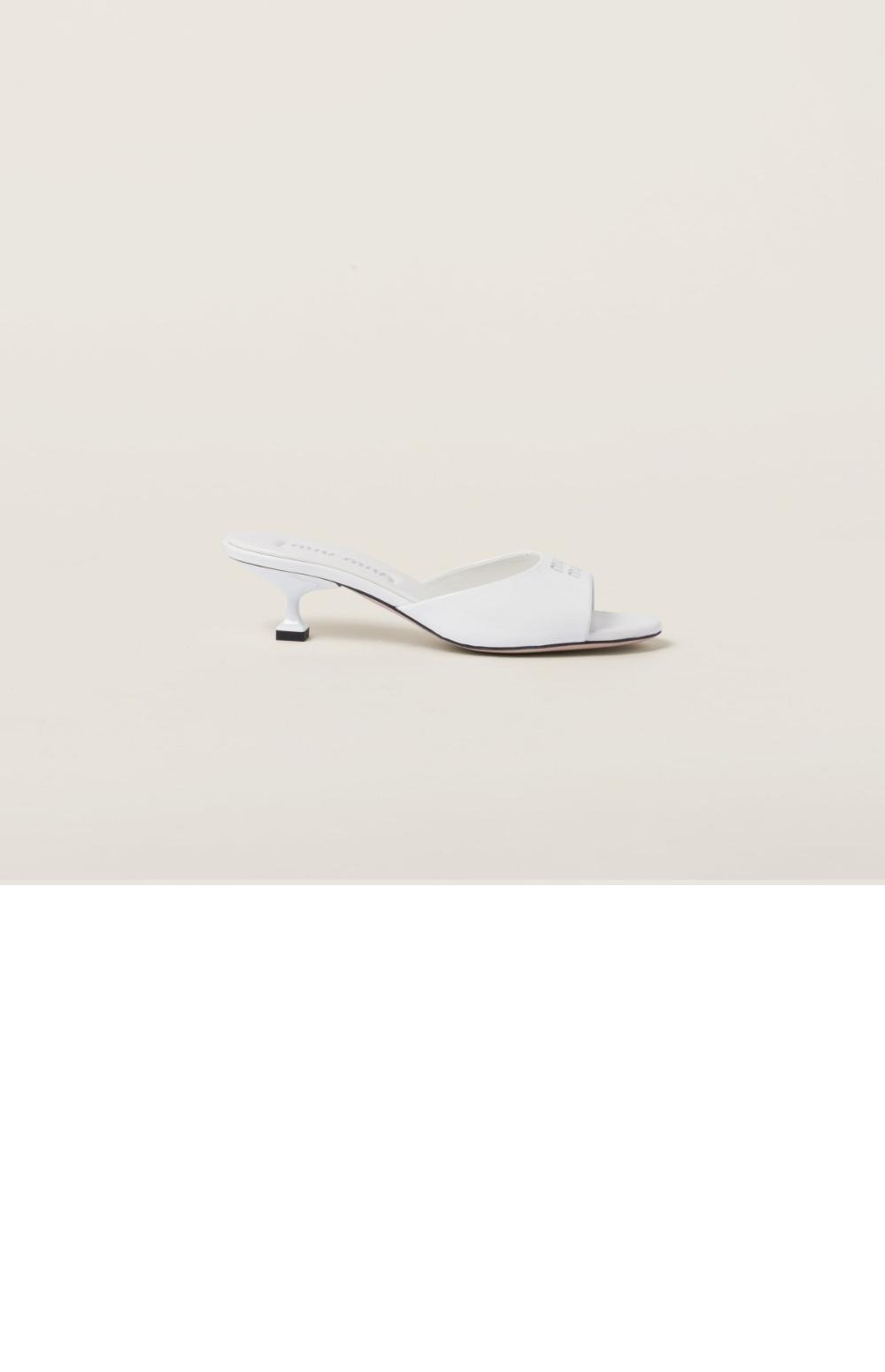 미러급레플리카사이트 | 명품레플리카 전문 쇼핑몰  | 퍼스트원 - 페이턴트 가죽 샌들 5XX603 > 미우미우