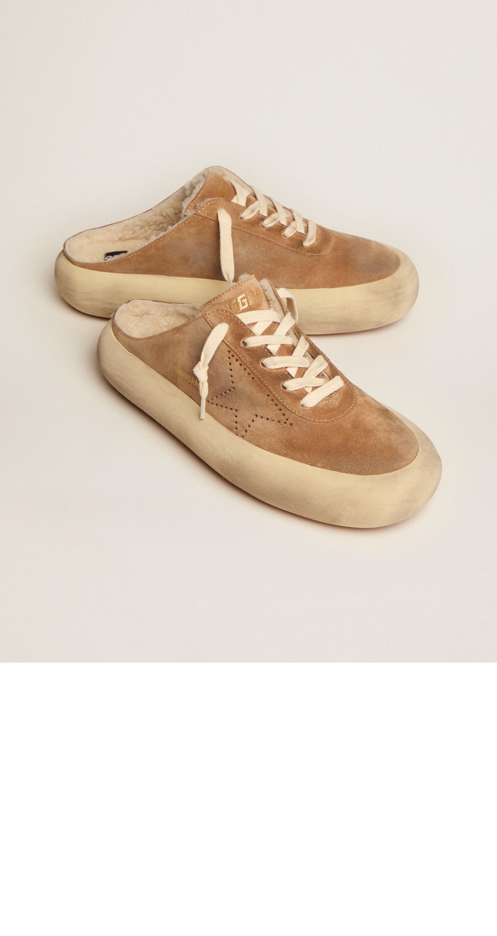 미러급레플리카사이트 | 명품레플리카 전문 쇼핑몰  | 퍼스트원 - 사봇 스니커즈 00348 > 골든구스