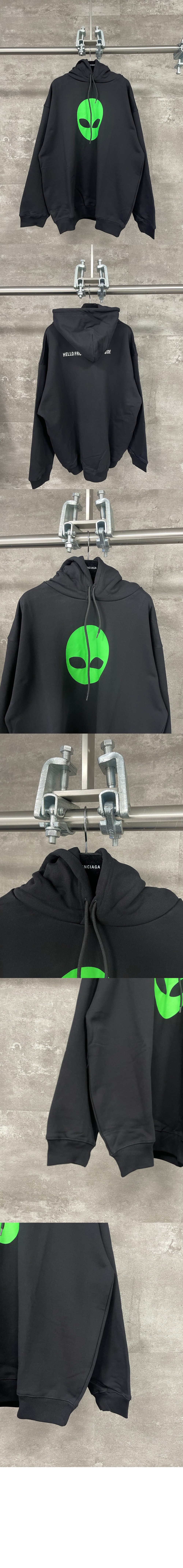 미러급레플리카사이트 | 명품레플리카 전문 쇼핑몰  | 퍼스트원 - 에일리언 로고 후드 > 발렌시아가