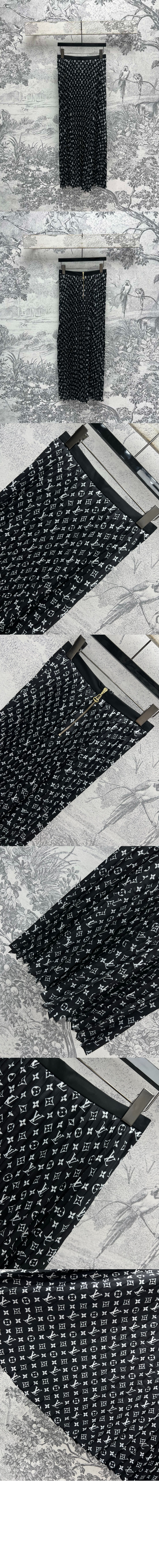 미러급레플리카사이트 | 명품레플리카 전문 쇼핑몰  | 퍼스트원 - 스트라이프 액센트 모노그램 플리티드 스커트 > 루이비통