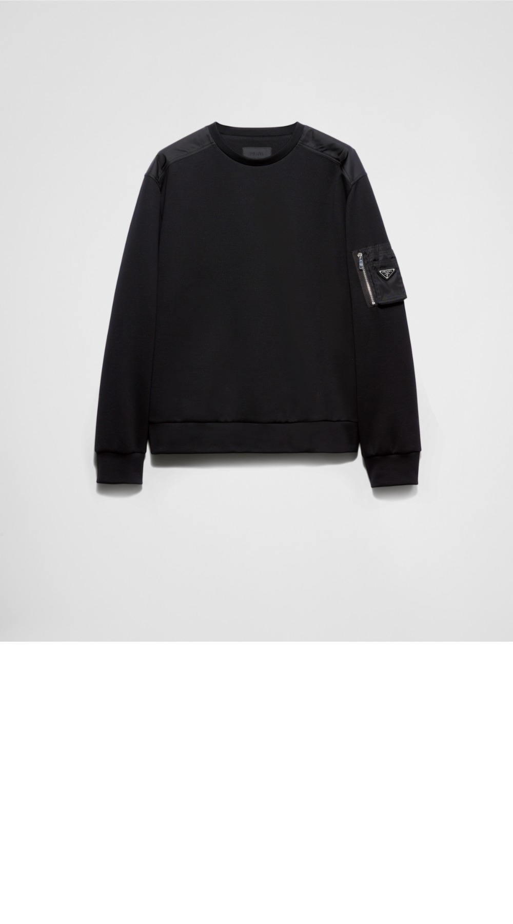 미러급레플리카사이트 | 명품레플리카 전문 쇼핑몰  | 퍼스트원 - 리나일론 디테일 코튼 스웨트셔츠 > 프라다