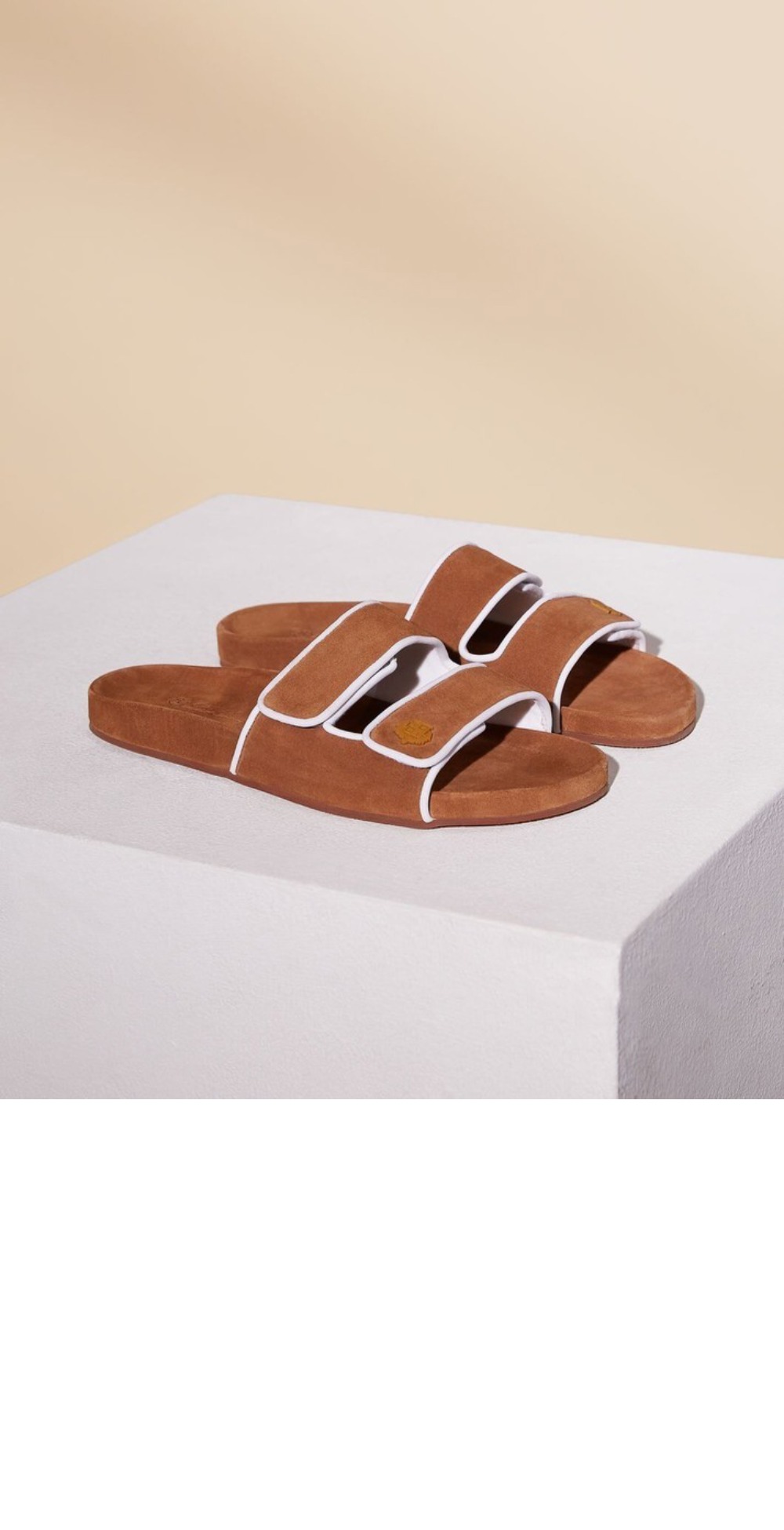 미러급레플리카사이트 | 명품레플리카 전문 쇼핑몰  | 퍼스트원 - 와이키키 슬립온 샌들 FAM1614 > 로로피아나