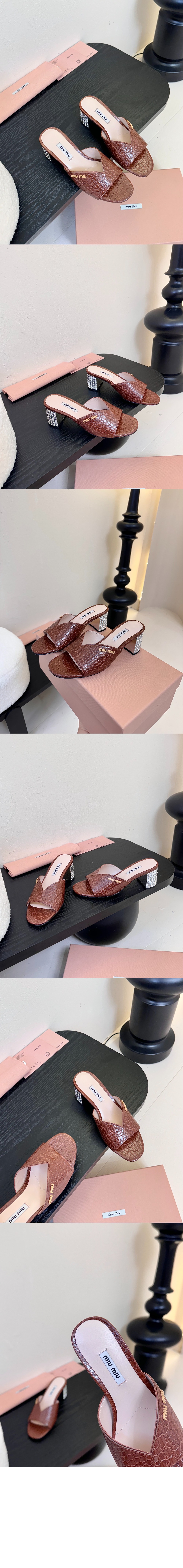 미러급레플리카사이트 | 명품레플리카 전문 쇼핑몰  | 퍼스트원 - 악어 무늬 가죽 샌들 5XX477 > 미우미우