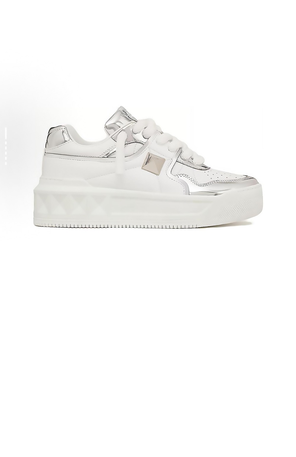 미러급레플리카사이트 | 명품레플리카 전문 쇼핑몰  | 퍼스트원 - 나파 가죽 원 스터드 XL 스니커즈 > 발렌티노