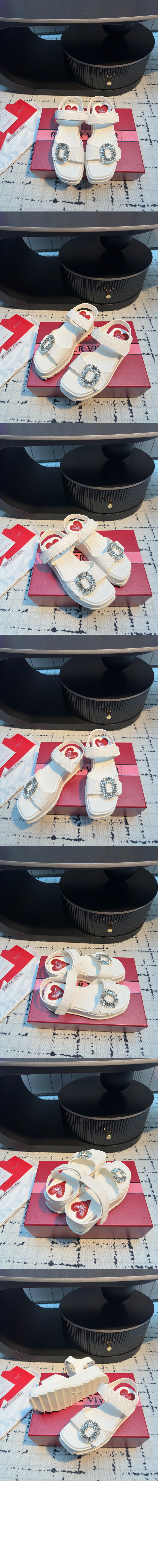 미러급레플리카사이트 | 명품레플리카 전문 쇼핑몰  | 퍼스트원 - 슬라이디 비브 가죽 웨지 샌들 7754 > 로저비비에