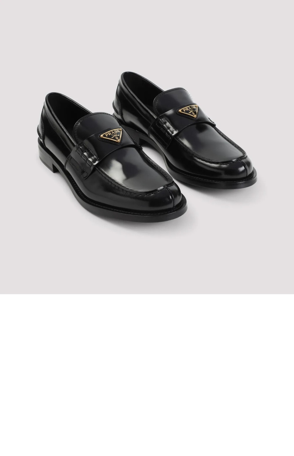 미러급레플리카사이트 | 명품레플리카 전문 쇼핑몰  | 퍼스트원 - 브러쉬드 가죽 로퍼 1D813N > 프라다