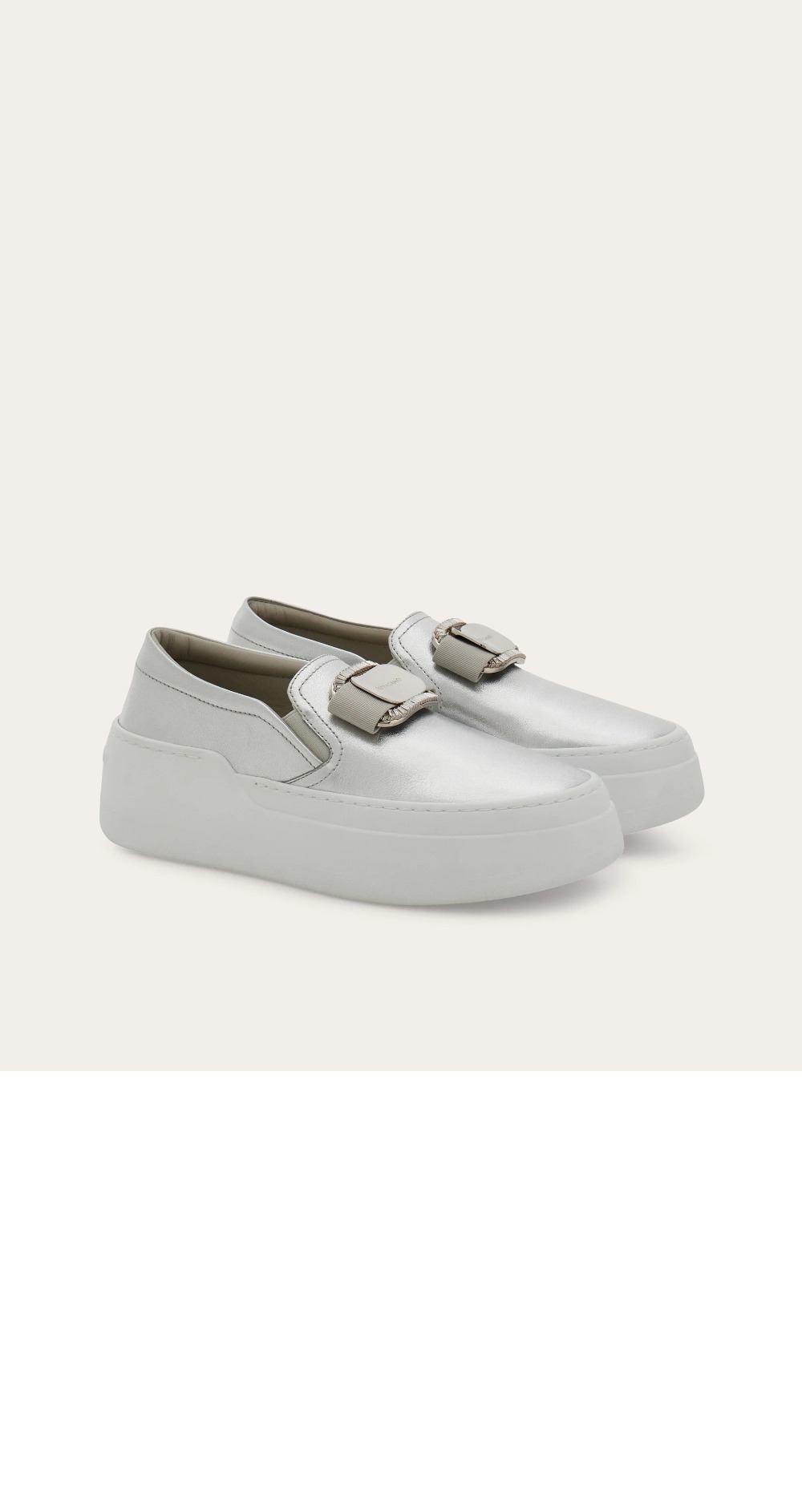 미러급레플리카사이트 | 명품레플리카 전문 쇼핑몰  | 퍼스트원 - 뉴 바라 플레이트 슬립온 030606 > 페레가모