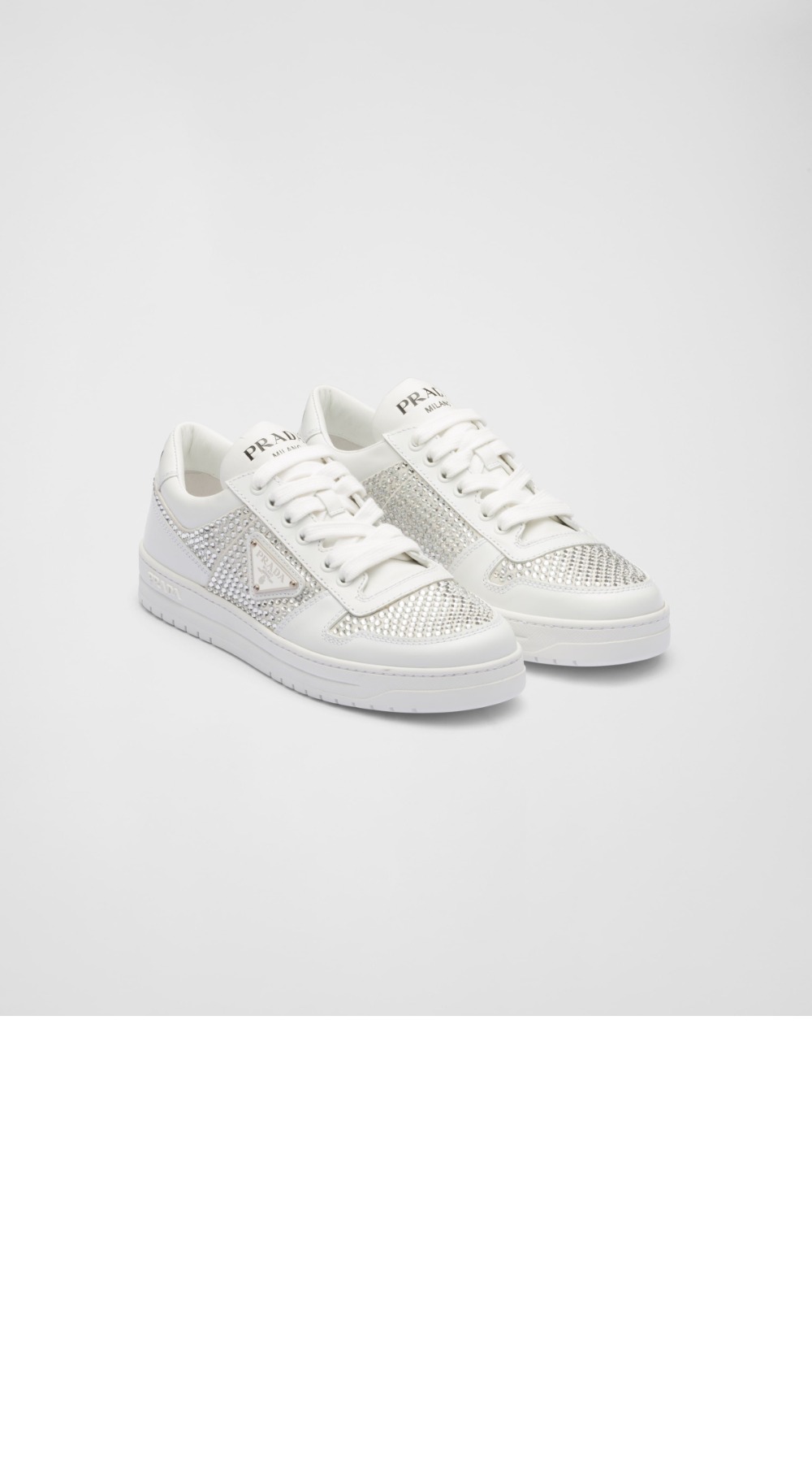 미러급레플리카사이트 | 명품레플리카 전문 쇼핑몰  | 퍼스트원 - 크리스털 장식이 있는 가죽 스니커즈 1E348N > 프라다