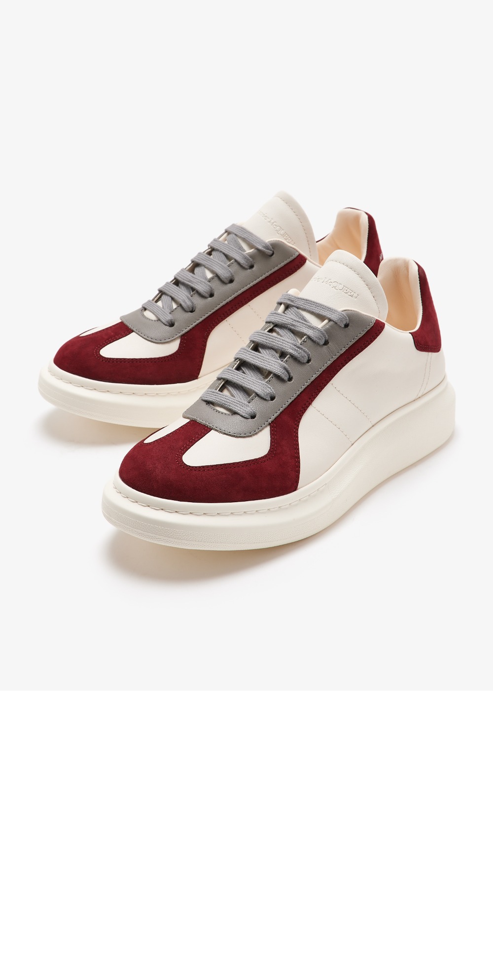 미러급레플리카사이트 | 명품레플리카 전문 쇼핑몰  | 퍼스트원 - 오버사이즈 스니커즈 807882 > 알렉산더맥퀸