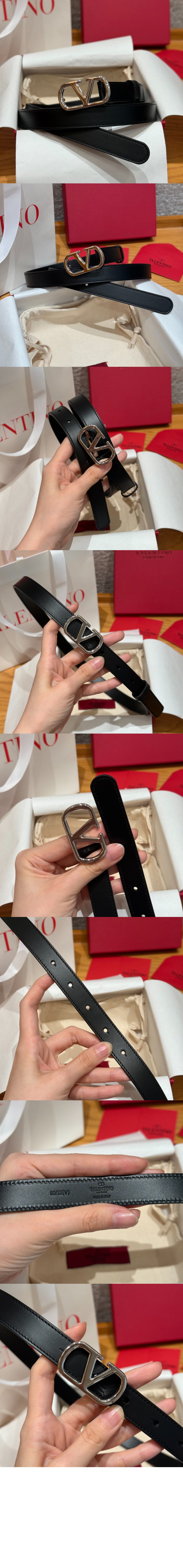 미러급레플리카사이트 | 명품레플리카 전문 쇼핑몰  | 퍼스트원 - 반짝이는 송아지 가죽의 브이로고 시그니처 벨트 > 발렌티노