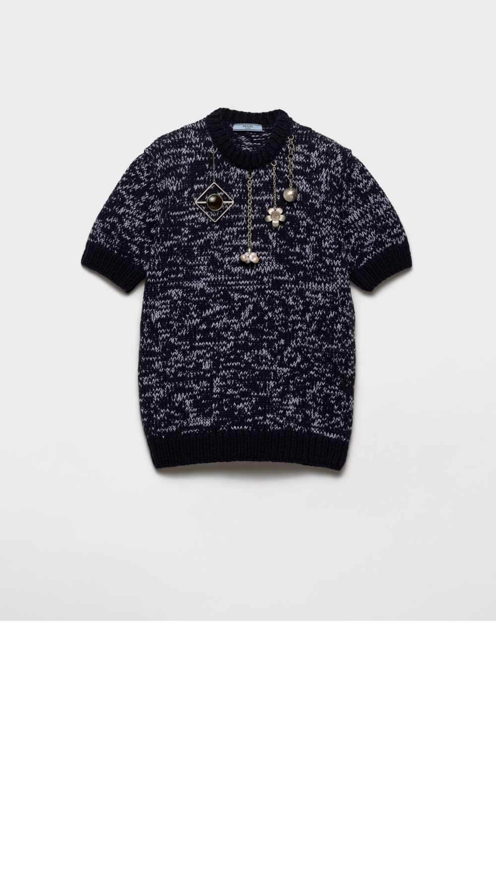 미러급레플리카사이트 | 명품레플리카 전문 쇼핑몰  | 퍼스트원 - 쇼트 슬리브 울 스웨터 펜던트 장식 > 프라다