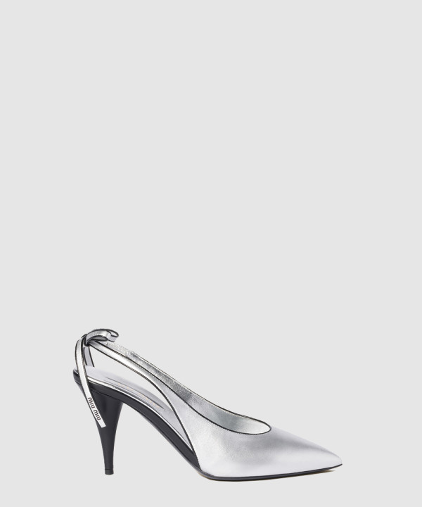 나파 가죽 슬링백 펌프스 5I430E