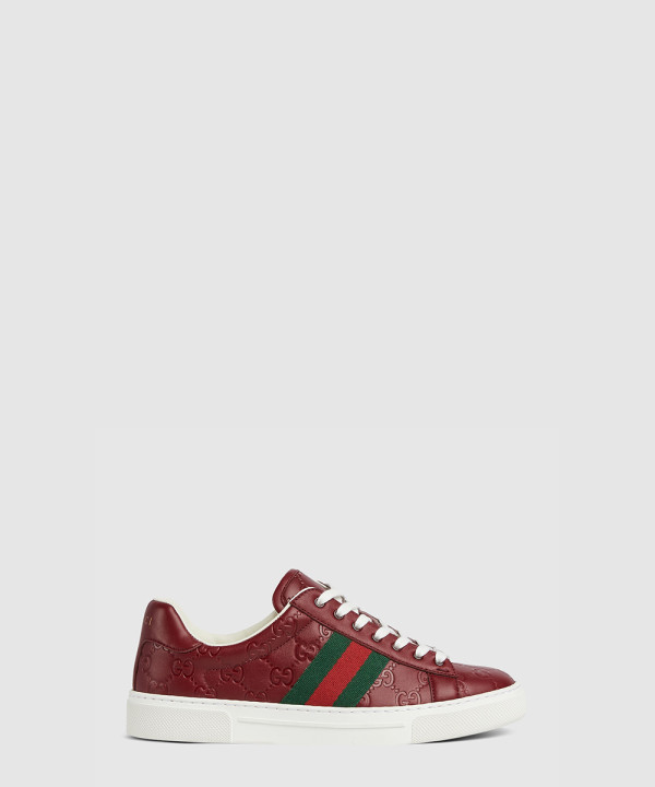 웹 스니커즈 757943