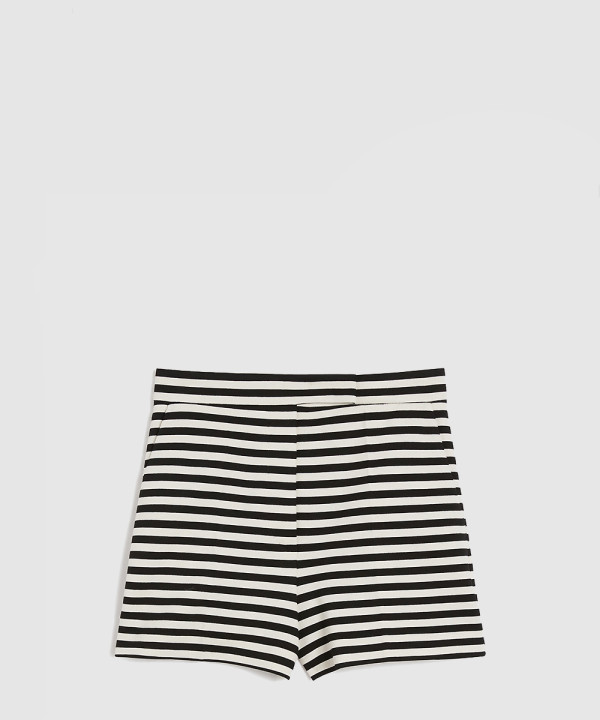 오니리카 비스코스 쇼츠