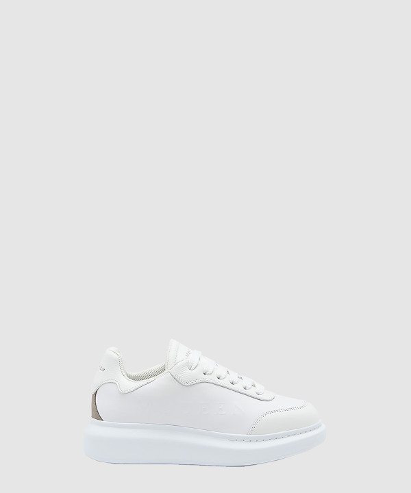 맥퀸 오버사이즈 스니커즈 837144