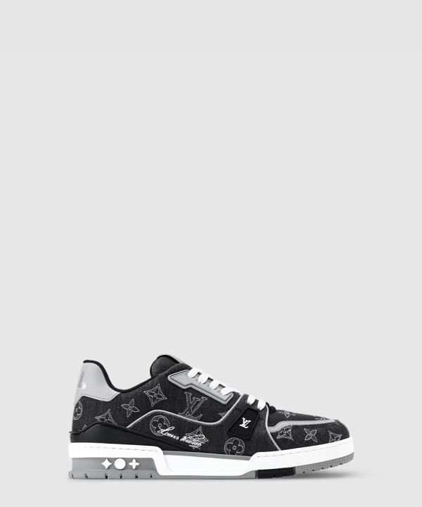 LV 트레이너 스니커즈 1AJ335