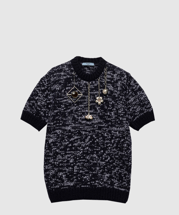 쇼트 슬리브 울 스웨터 펜던트 장식